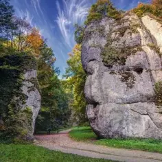 Dlaczego warto zobaczyć Bramę Krakowską w Ojcowie? Tajemnice!