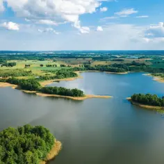 Jezioro Zawadzkie: kompletny poradnik turystyczny z atrakcjami 2025