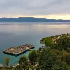 Jezioro Ochrydzkie w Macedonii: kompleksowy poradnik turystyczny 2025