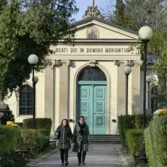 Kaplica na Cmentarzu Rakowickim: Historia i zwiedzanie