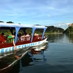 Transport do Czorsztyny - jak dotrzeć do atrakcji nad jeziorem