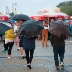 Jak uratować urlop w Ustce podczas niepogody? 7 sprawdzonych rad