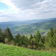 Czy warto wspiąć się na górę Luboń? 5 powodów, dla których warto!