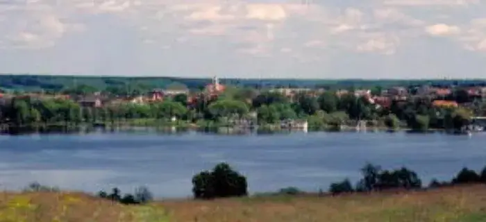 Zdjęcie Jezioro Chodzieskie: malownicze miejsce na wypoczynek w Wielkopolsce